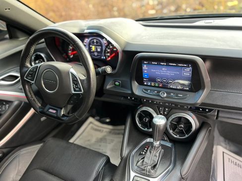 Used 2022 Chevrolet Camaro SS image 11