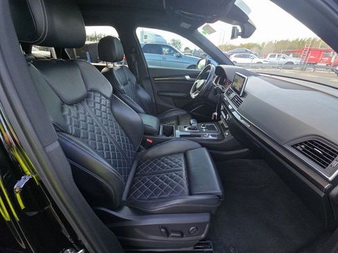 Used 2018 Audi SQ5 Premium Plus w/ S Sport Package image 5