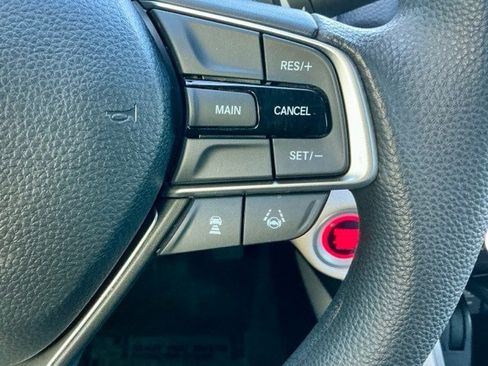 Used 2020 Honda Accord EX image 21