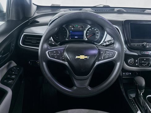 Used 2022 Chevrolet Equinox LS w/ LS Convenience Package image 16