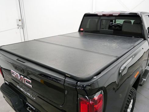 Used 2021 GMC Sierra 2500 Denali w/ Denali Ultimate Package AWD/4WD image 38