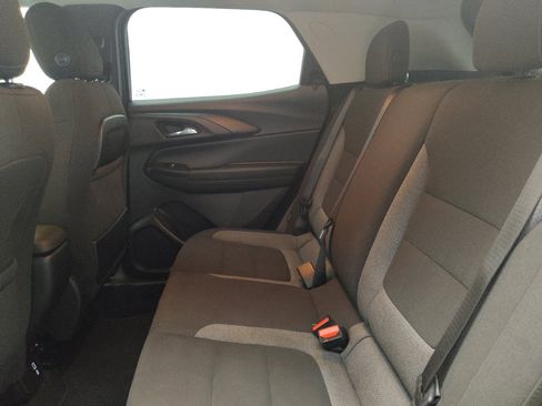 Used 2021 Chevrolet TrailBlazer LT w/ Convenience Package FWD image 18