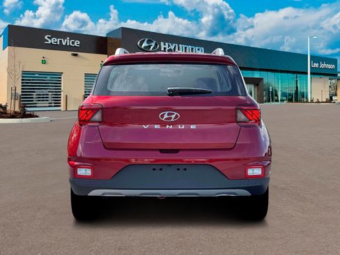 New 2026 Hyundai Venue SEL FWD image 6