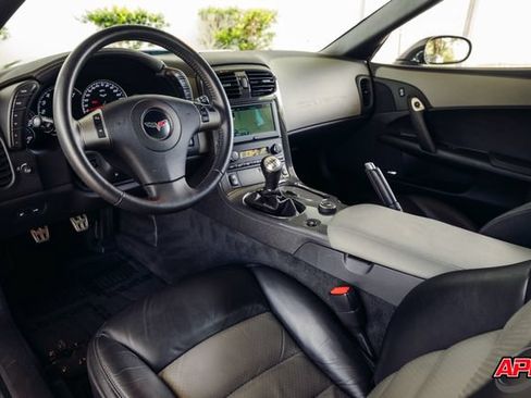 Used 2009 Chevrolet Corvette ZR1 w/ Preferred Equipment Group RWD image 2