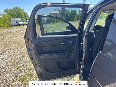 Used 2016 GMC Acadia SLE FWD image 28