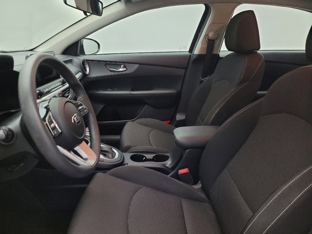 Used 2020 Kia Forte LXS FWD image 17