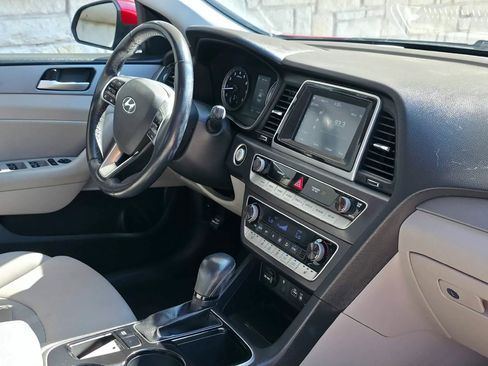 Used 2019 Hyundai Sonata SEL FWD image 17