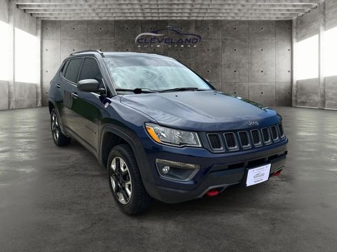Used 2017 Jeep Compass Trailhawk w/ Leather Interior Group AWD/4WD image 1