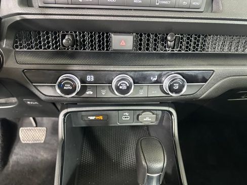 Used 2023 Honda CR-V LX image 23