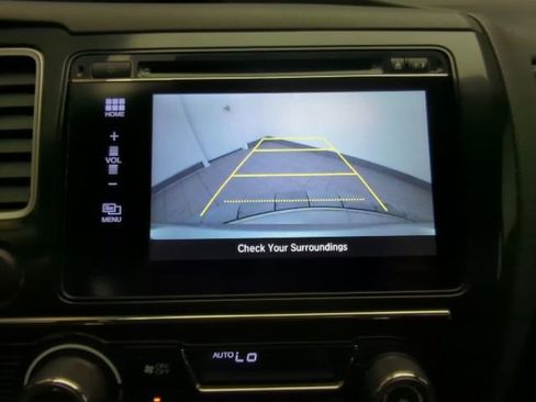 Used 2015 Honda Civic SE image 16