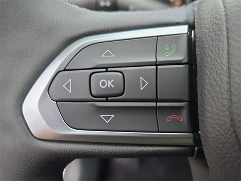 New 2026 Jeep Compass Latitude image 17