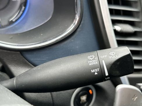 Used 2015 Chrysler 200 S image 22