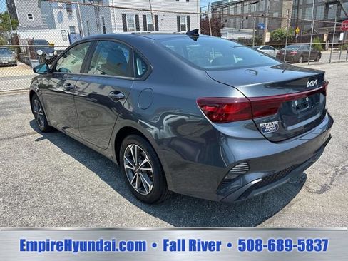 Used 2024 Kia Forte LXS FWD image 3
