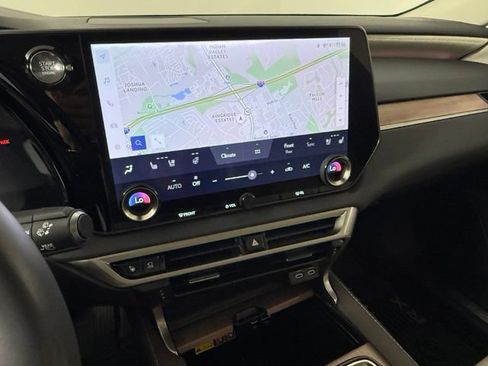 Used 2024 Lexus RX 350 Premium Plus w/ Convenience Package FWD image 25