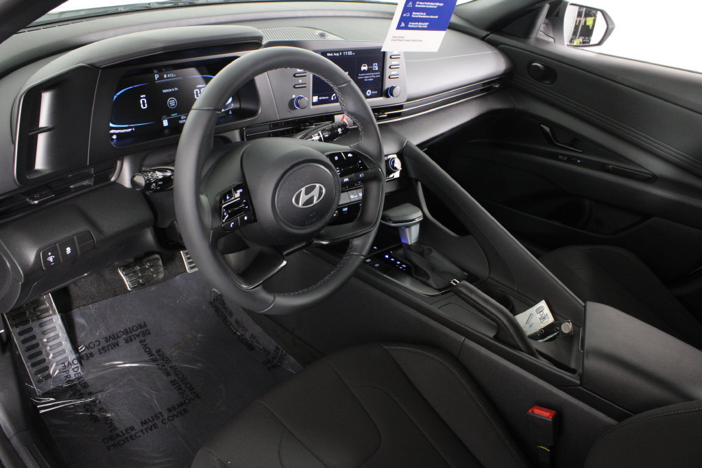 Certified 2026 Hyundai Elantra Sport FWD image 19