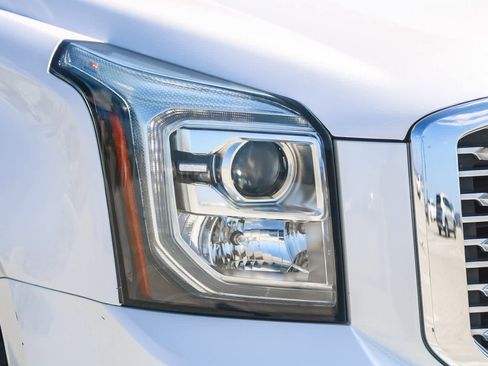 Used 2019 GMC Yukon Denali w/ Denali Ultimate Package image 4