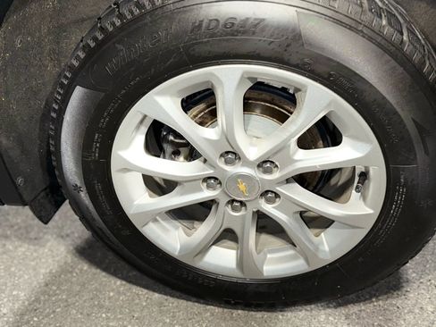 Used 2022 Chevrolet Equinox LS w/ LS Convenience Package image 8