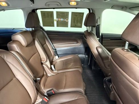Used 2025 Honda Odyssey Touring image 46