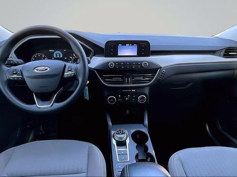 Used 2022 Ford Escape S AWD/4WD image 7