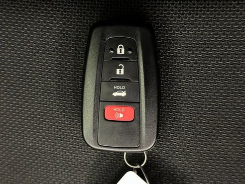 Used 2020 Toyota Corolla SE image 15