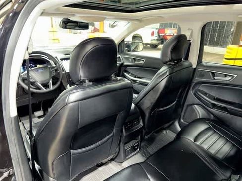 Used 2019 Ford Edge SEL w/ Equipment Group 201A AWD/4WD image 29