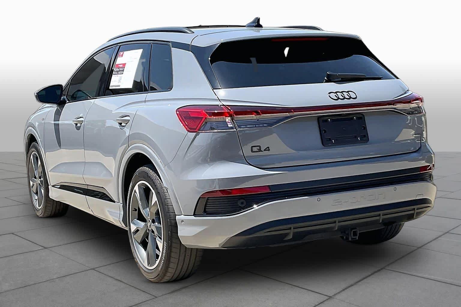 Used 2024 Audi Q4 e-tron Prestige w/ Black Optic Package AWD/4WD image 11
