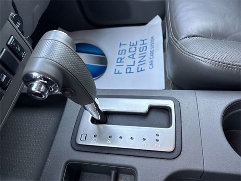 Used 2012 Nissan Frontier SL w/ Moonroof Pkg image 22