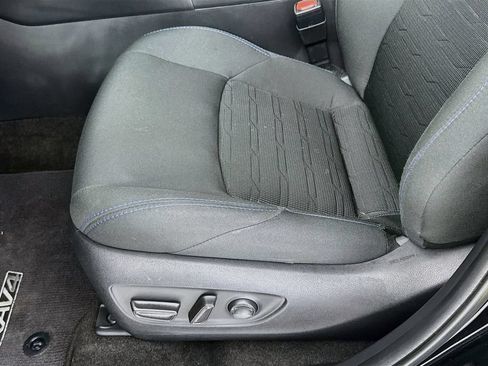 Used 2023 Toyota RAV4 SE w/ Convenience Package AWD/4WD image 21