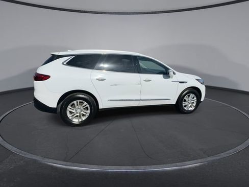 Used 2018 Buick Enclave Essence image 16