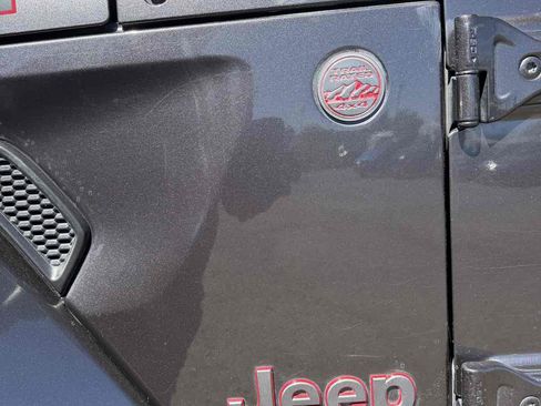 Used 2018 Jeep Wrangler Unlimited Rubicon image 6