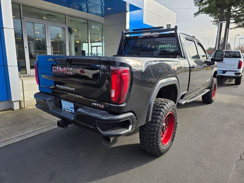 Used 2022 GMC Sierra 2500 AT4 w/ AT4 Premium Plus Package image 5