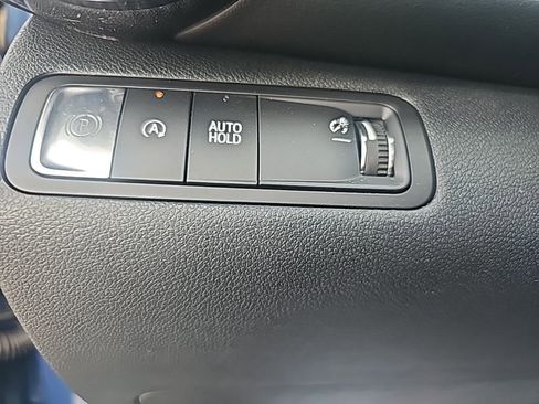 New 2026 Chevrolet Equinox LT FWD image 16