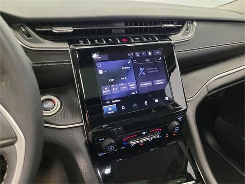 Used 2023 Jeep Grand Cherokee L Laredo image 22