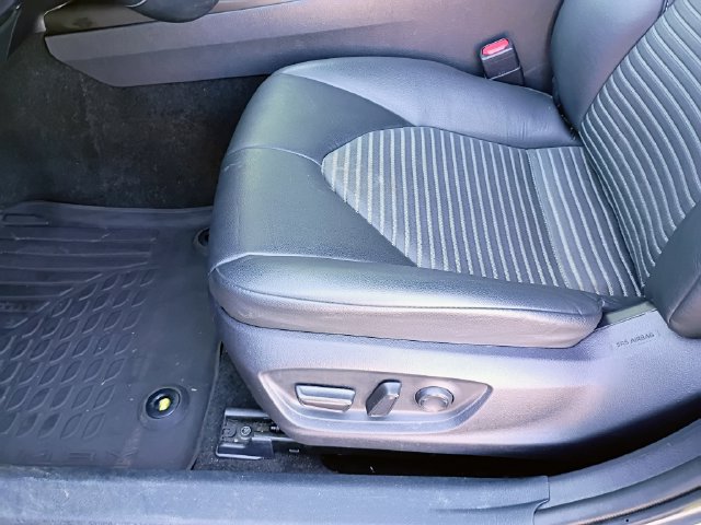 Used 2023 Toyota Camry SE w/ Convenience Package FWD image 23