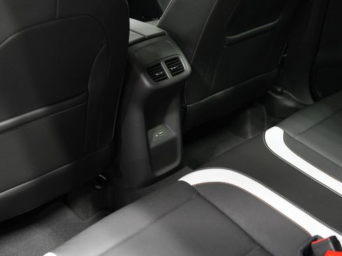 New 2025 Buick Envision Sport Touring image 23