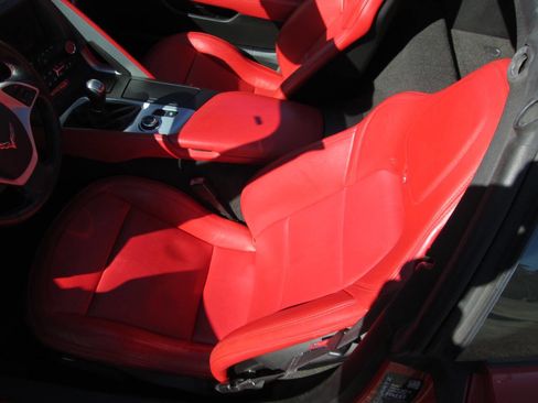 Used 2014 Chevrolet Corvette Stingray Z51 2dr Coupe w/ 3LT Preferred Equipment Group image 64