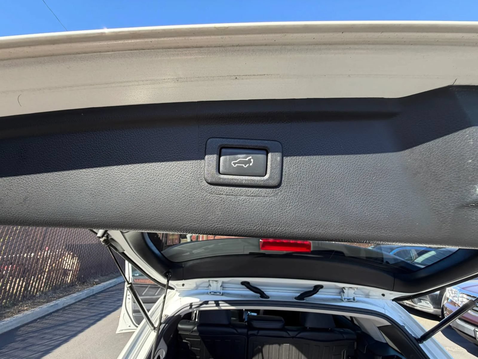 Used 2019 Subaru Outback 3.6R Limited w/ Popular Package #2 AWD/4WD image 15