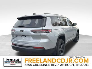 New 2025 Jeep Grand Cherokee L Altitude AWD/4WD video 3