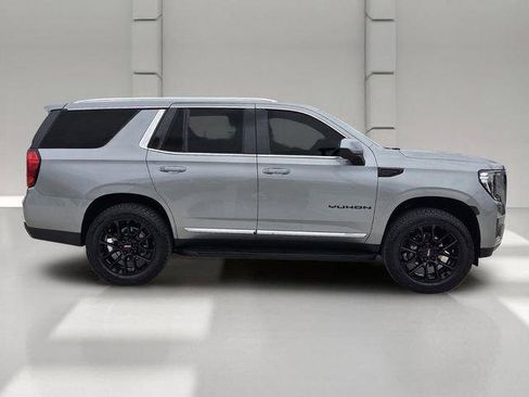 Used 2023 GMC Yukon SLT RWD image 6