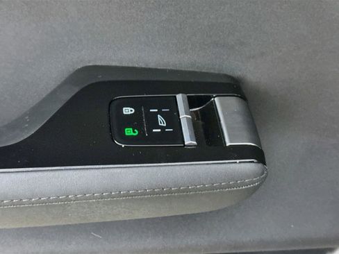 Used 2025 Polestar Polestar 3 image 21