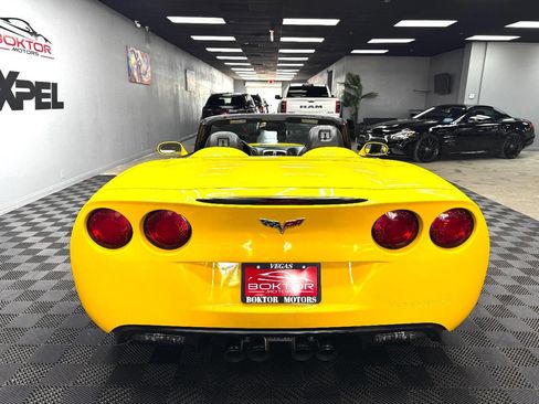 Used 2007 Chevrolet Corvette Convertible w/ Preferred Equipment Group image 17
