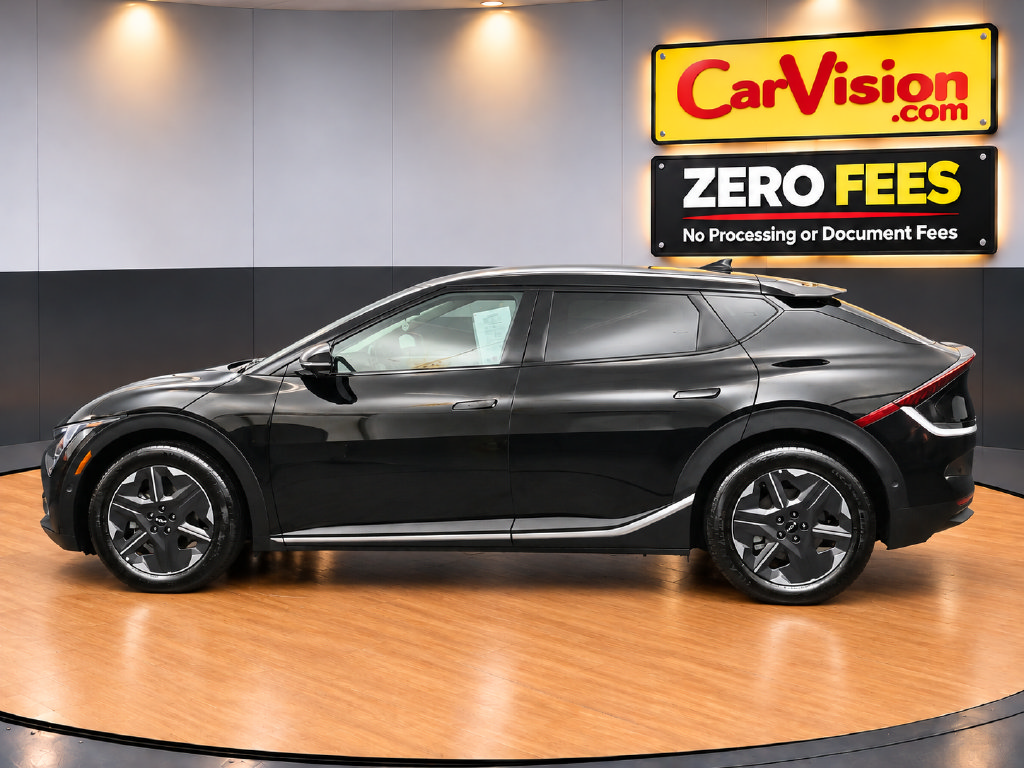 Used 2025 Kia EV6 Light w/ Light LR Technology Package RWD image 4