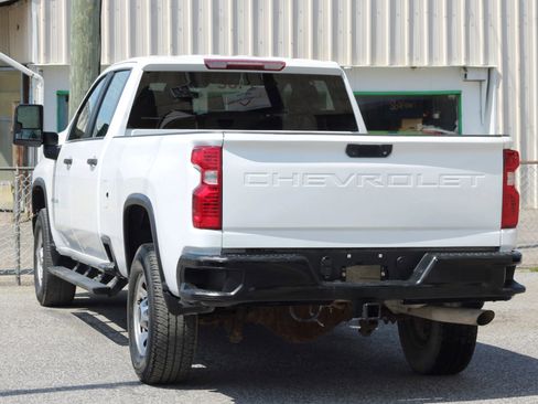 Used 2022 Chevrolet Silverado 2500 W/T image 4