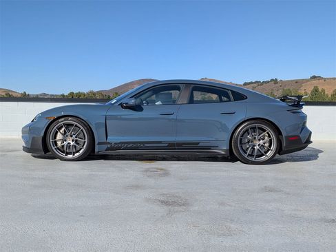 New 2025 Porsche Taycan Turbo GT image 2