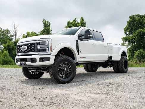 New 2026 Ford F350 Platinum AWD/4WD image 5