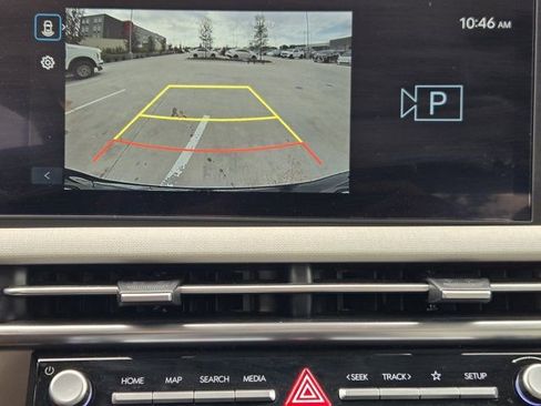 Used 2025 Hyundai Tucson SEL FWD image 16