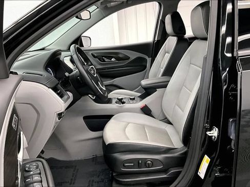 Used 2024 GMC Terrain SLT AWD/4WD image 24