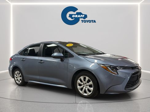 Used 2024 Toyota Corolla LE FWD image 4