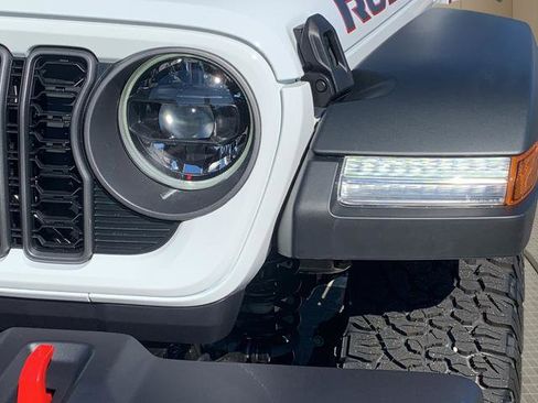 New 2026 Jeep Wrangler Unlimited Rubicon image 10