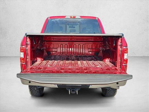 Used 2018 Ford F150 XLT w/ Equipment Group 302A Luxury AWD/4WD image 10